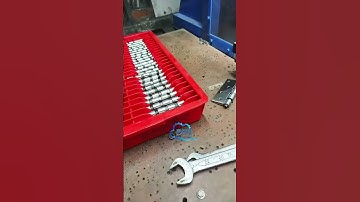 Automatic polishing machine for stainless steel door hinge