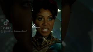 Im Fish Mooney, Bitch