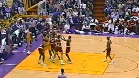 Rockets @ Lakers, 1995 - DayDayNews