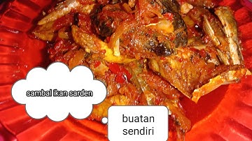 ikan sarden sambal tomat..enak nya rasa sarden kalengan...