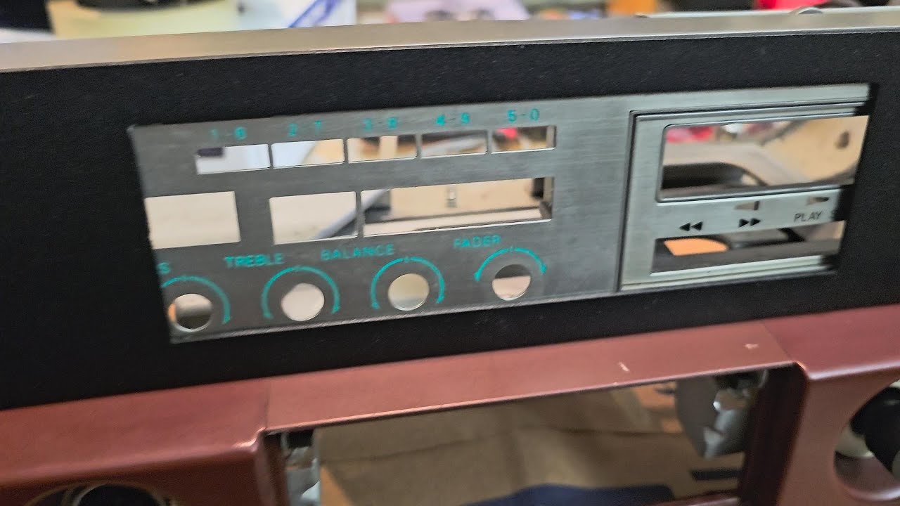 1983 Datsun 280zx speaker and radio upgrade with Skillard