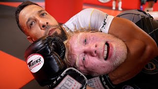 Mit der S-Bahn zum Kickboxing | Frédéric Vosgröne MMA