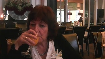 DINEREN  ETEN  LE GRAND BUFFET LENTIS DIGNIS BLAUWBORGJE  VIDEO YOUTUBE BERT VAN DER WAL