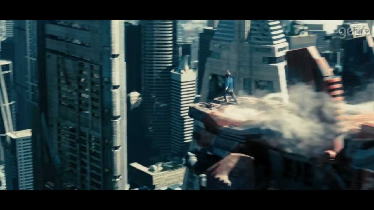 STAR TREK: ALÉM DA ESCURIDÃO - Trailer HD Legendado