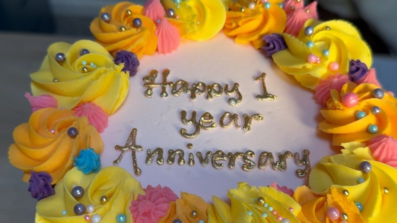 🎉 It’s My 1-Year Anniversary + A Giveaway!