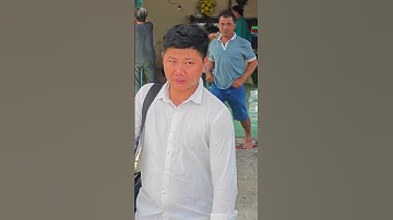 Sau khi tiễn đưa con gái trẻ về nơi an nghỉ cuối cùng người mẹ vào nhà khóc nức nở