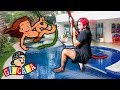 GINCANA DO LUCCAS NA PISCINA !!! (VÍDEO DE PISCINA VOLTOU)