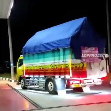 truk rainbow dulu vs sekarang ;) Rebecca concept💯 'kue lapis legit'