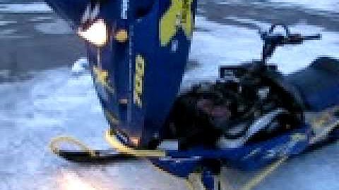 2002 Polaris Edge x 700 weird sound