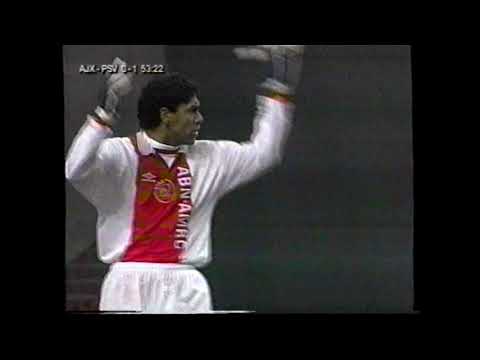 Ajax-PSV 1996, Marcio Santos enters the pitch, and gets sent off after his first action