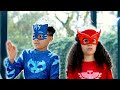 PJ Masks na vida real 🌟 Menino Gato é transformado em um robô!  🌟 Desenhos Animados