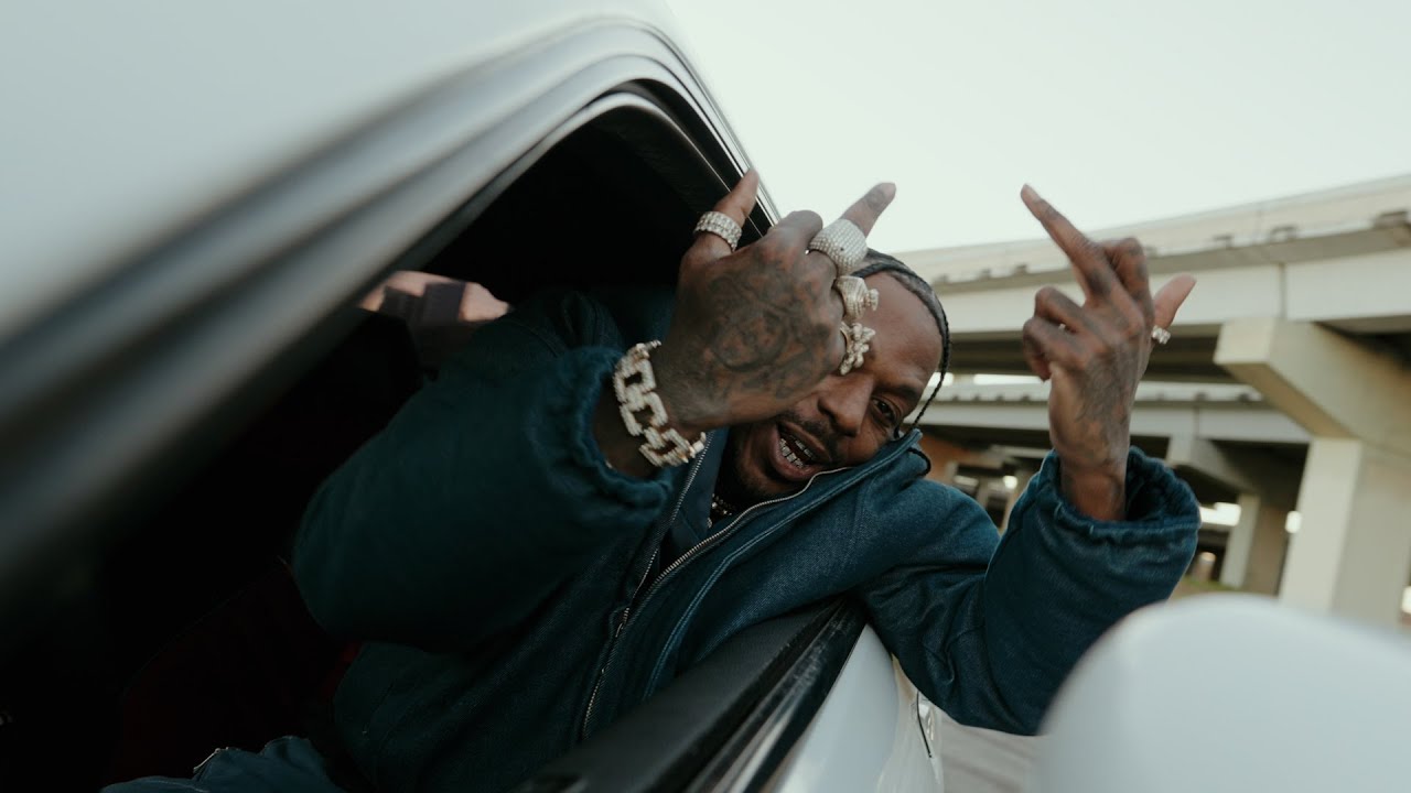 Tonton Sauce Walka x Sauce Gohan -"Rollin In" (Official Music Video) di YouTube Tonton Sauce Walka x Sauce Gohan -"Rollin In" (Official Music Video) di YouTube