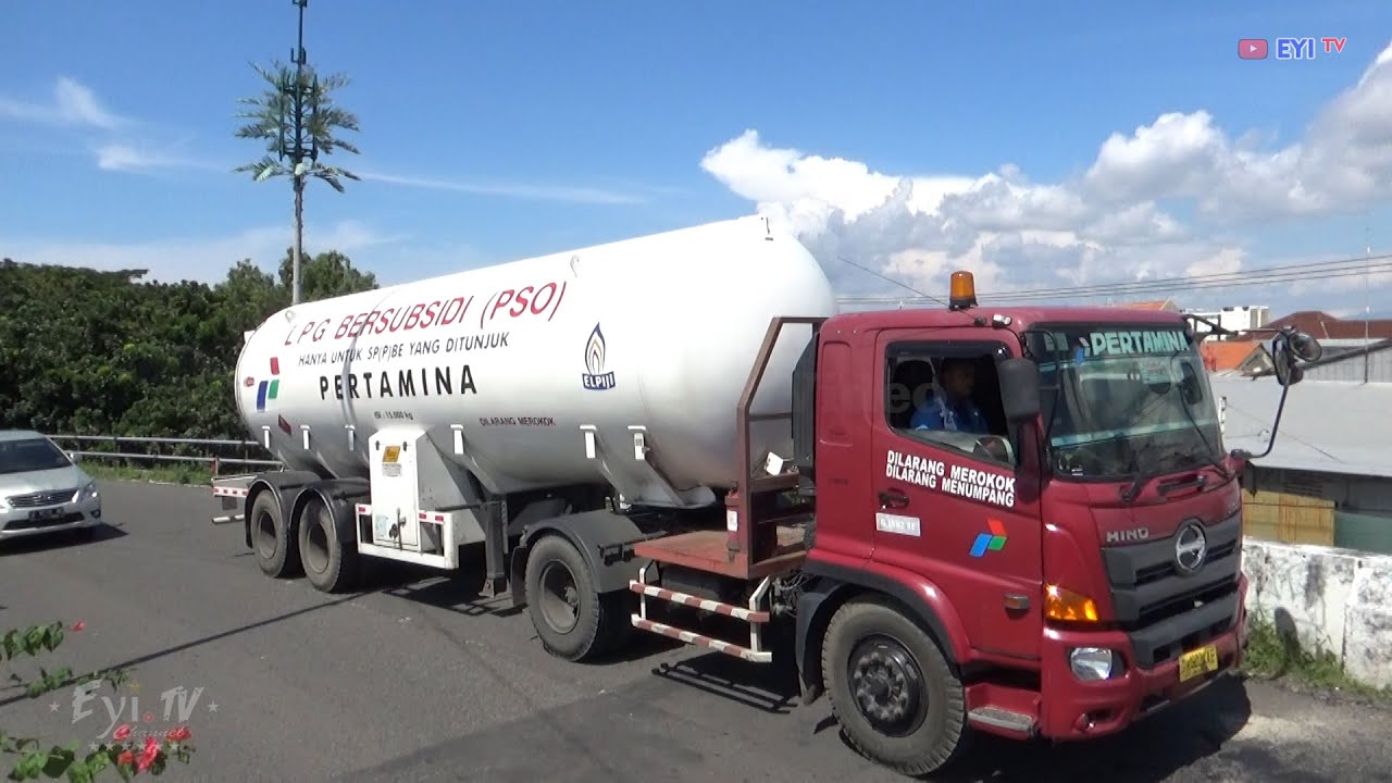 TRUCK SPOTTING SPECIAL TANK TRUK  TANGKI PERTAMINA  SEMEN 