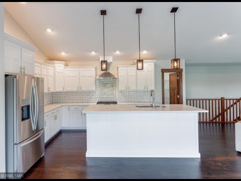 7575 1098th Street, River Falls, WI home video tour
