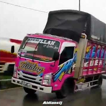 Story Wa Truk Mbois#139, Truk Anak Lanang Oleng Parah😮Sampai Angkat Ban😱Viral‼️