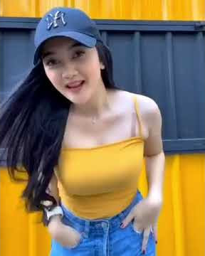 Veni Nurdaisy cewek Sunda