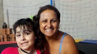 Tixi e Nini está ao vivo! Nossa tarde bem legal - YouTube