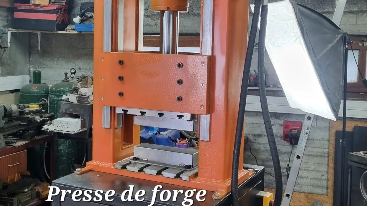 Presse Hydraulique Carrosserie 4 Tonnes - Kit Complet De Débosselage Avec Jeu De Direction Et écarteur