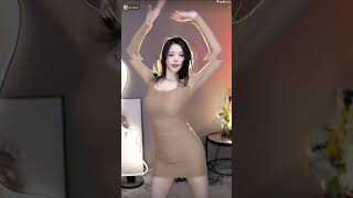 迷人的黎闪电20230101081326