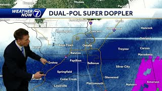 Snow and strong winds Sunday morning, blizzard warnings southeast of Omaha