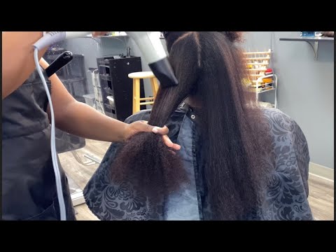 วีดีโอ: วิธีการ Silk Press Natural Hair: 13 ขั้นตอน (พร้อมรูปภาพ)