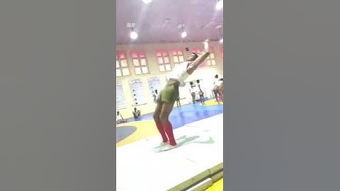 hand spring dive roll