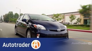 2015 Toyota Prius | 5 Reasons to Buy | Autotrader
