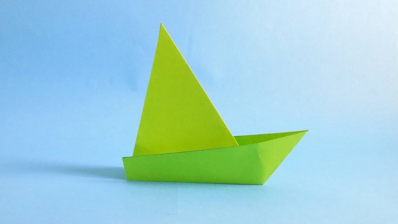 Покажи кораблик из бумаги. Кораблик из бумаги. Оригами корабль. Оригами для детей кораблик. Поделка кораблик из бумаги.