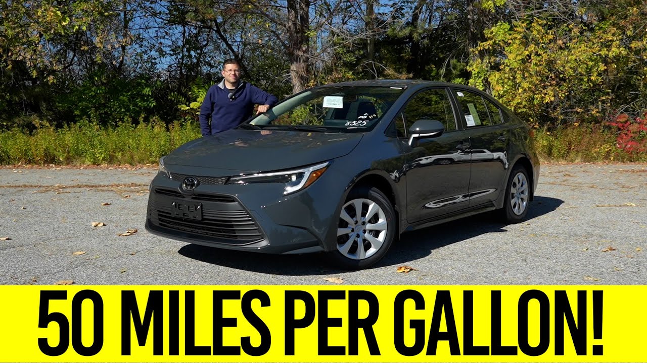 2026 Toyota Corolla Hybrid LE - How Is THIS Sedan Only $25k?
