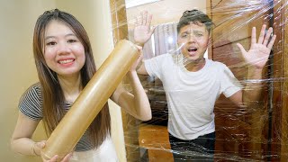 PRANK WRAP PINTU KAMAR!! ZAINAL GAK BISA KELUAR KAMAR!!