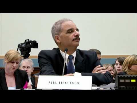 Video: Eric Holder Čistá hodnota: Wiki, ženatý, rodina, svatba, plat, sourozenci