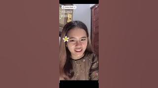 Transparan, follow follow aja dulu. 
