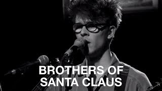 Video thumbnail of "Brothers Of Santa Claus - Dry (live bei TV Noir)"