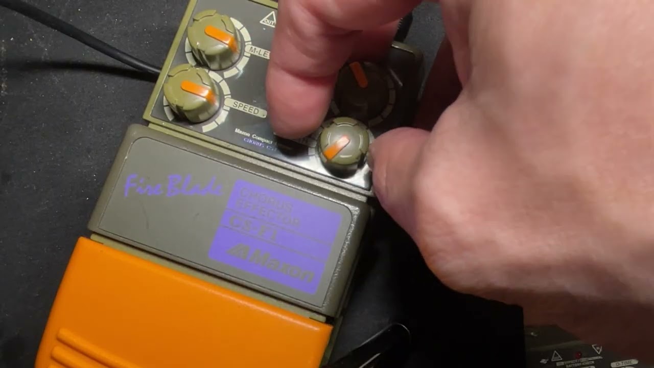 🍄☆ MAXON FIRE BLADE CS-F1 (ANALOG CHORUS) - YouTube