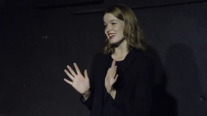 'Sorry I'm Smart' - Julia Meinwald & Katherine Fre...