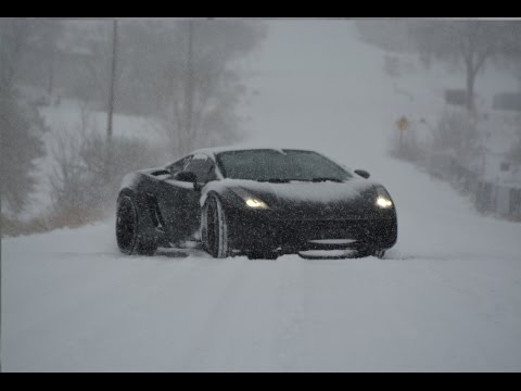 1000hp Lamborghini Gallardo Doing Donuts in The Snow