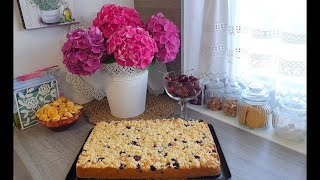 Нежный фруктовый кухен из черешни и голубики!