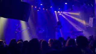 UMI Live  Melkweg Amsterdam  28-10-2022 Part 1 *Breathe in