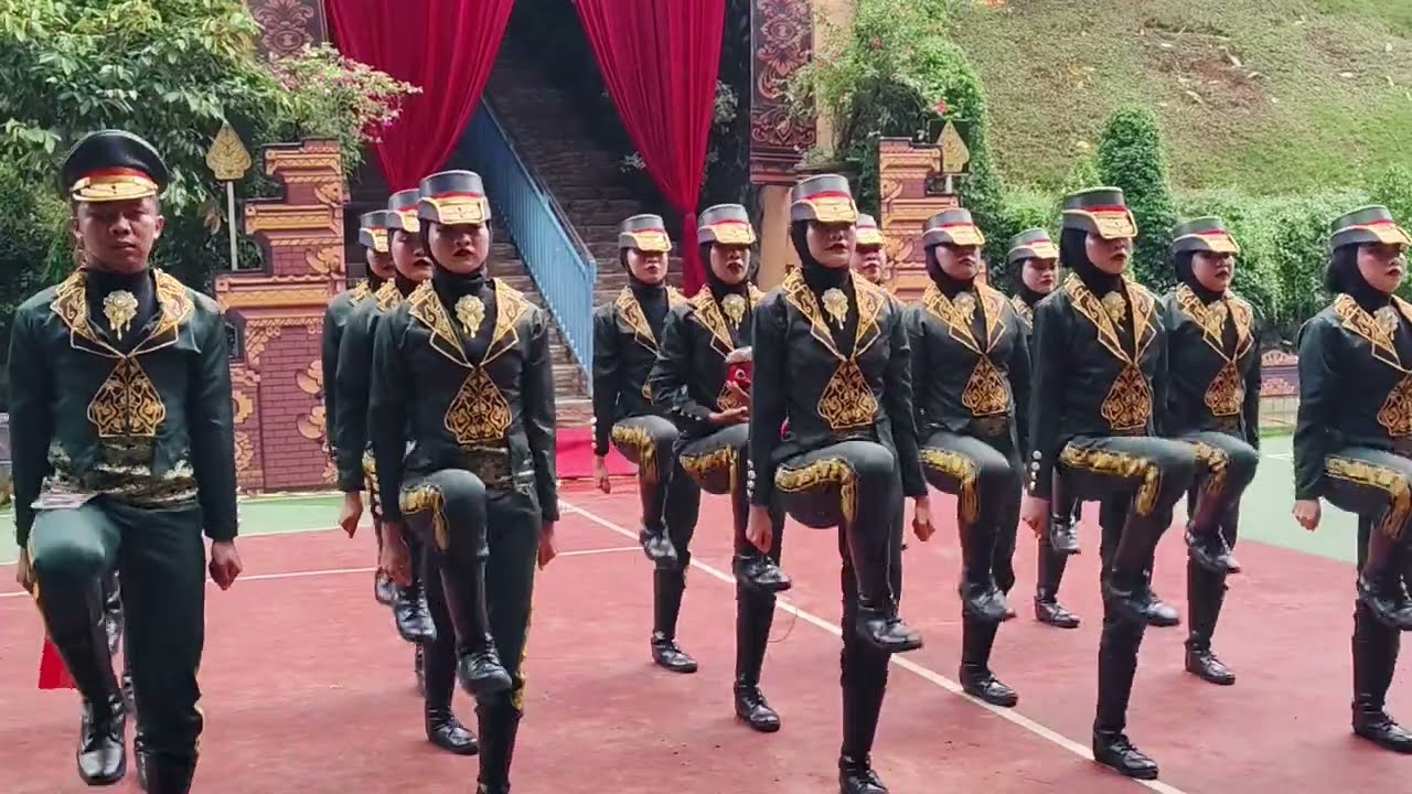 Sejarah Topeng Kelana Cirebon  -  PASKIBRA SMPN 4 SETU LKBB AKRABIS 5