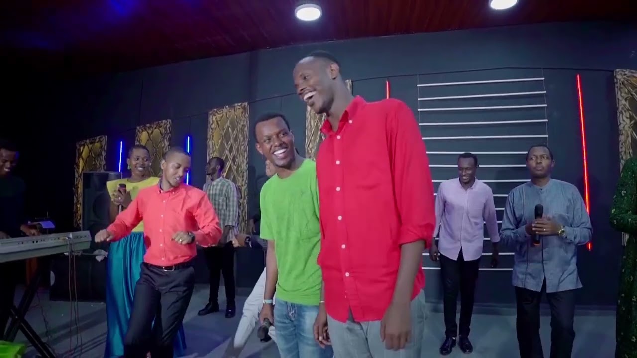 Ben Muragizi | Mugenzi komeza inzira ft Sosthene Serukiza [ Official Video 4K ]