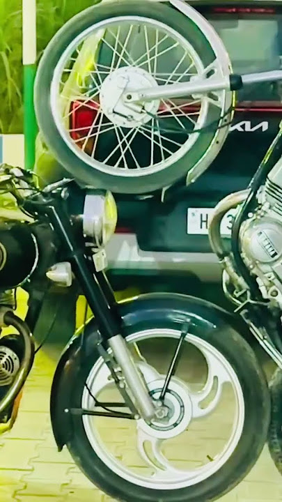 Rx100 vs bullet 350 #automobile #rxmodification #rx135 #rx100 #rxmodified #yamaharx #rx1355speed