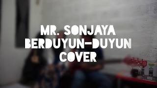 Video thumbnail of "MrSonjaya-Berduyunduyun [bass Cover]"