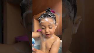 Cómo Enseñar A Bañarse A Un Niño