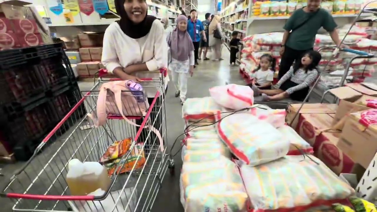 Tom and jerry belanja di supermarket 