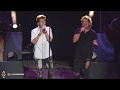 CARLOS VIVES Y SEBASTIAN YATRA ROBARTE UN BESO EN MARBELLA CARLOS VIVES Y SEBASTIAN YATRA ROBARTE UN BESO EN MARBELLA
