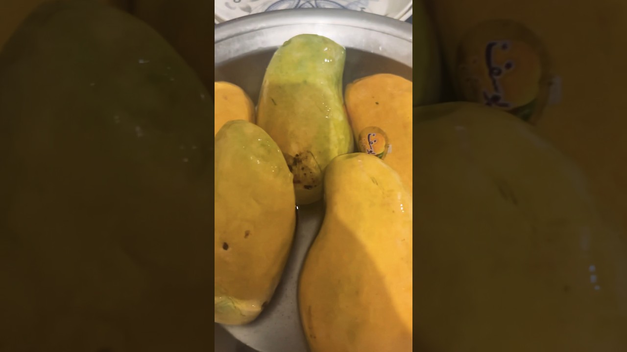 DELICIOUS ICED Stuffed MANGO 🥭| Pakistani CHAUNSA Aam | سوغات | 