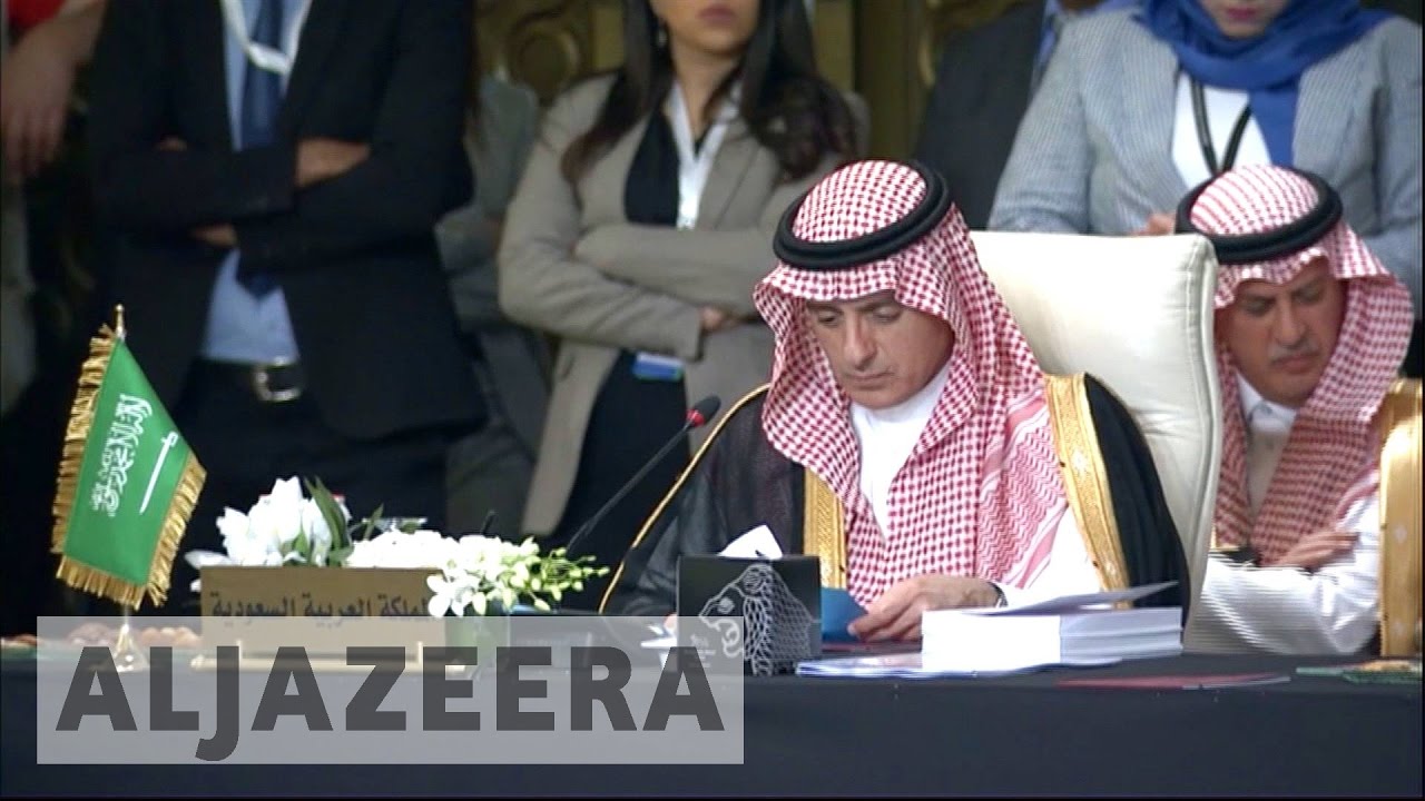 قادة العرب يتناولون الأزمات الإقليمية في قمة الأردن