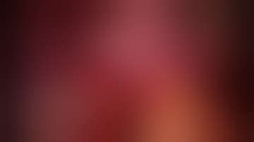 Unedited subxiphoid Uniportal VATS middle lobectomy