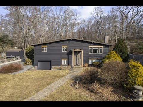 46 Carriage Hill Drive, Niantic, CT home video tour