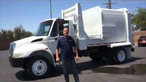 Alliance Trucks - 2006 International Side Loader